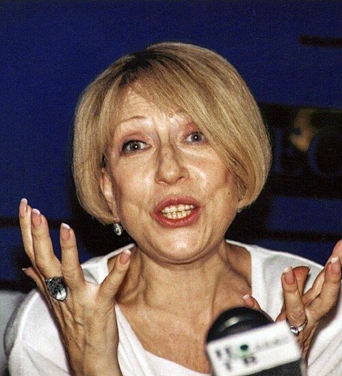 Инна Чурикова