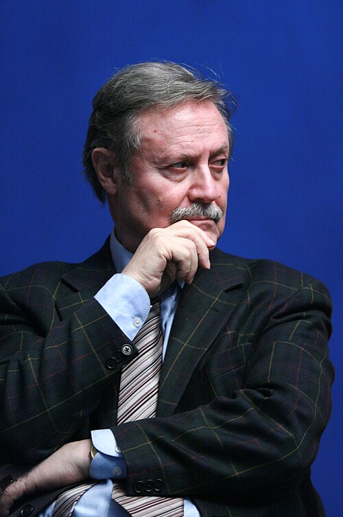 Юрий Соломин